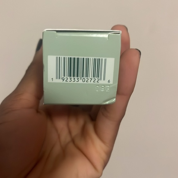 Even Better Clinical Radical Dark Spot Corrector + Interrupter by Clinique. - Picture 3 of 3